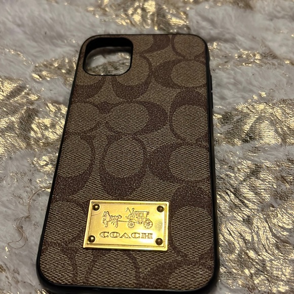 coach Other - I phone 11 coach case.
